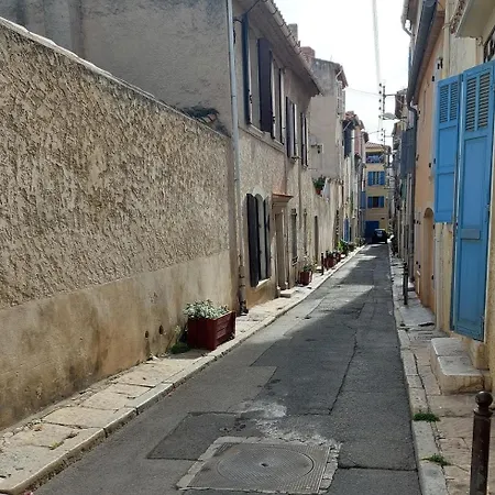 House With Parking Hébergement de vacances *